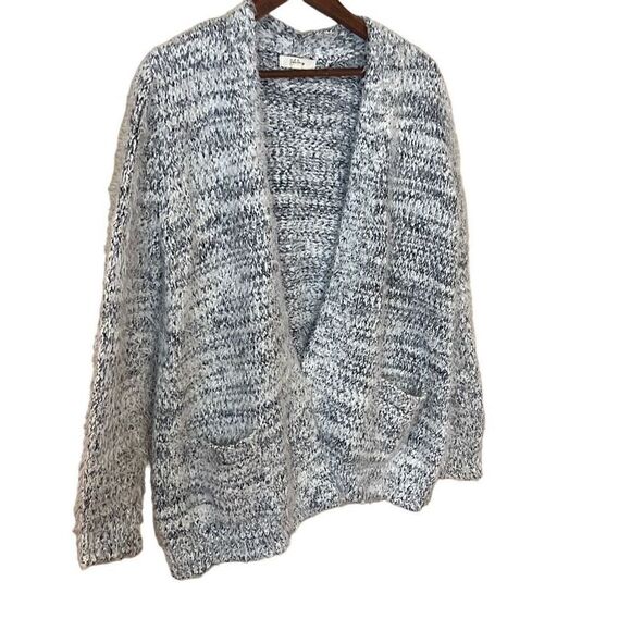 Peyton Primrose Open Front Fuzzy Sweater - Picture 2 of 9